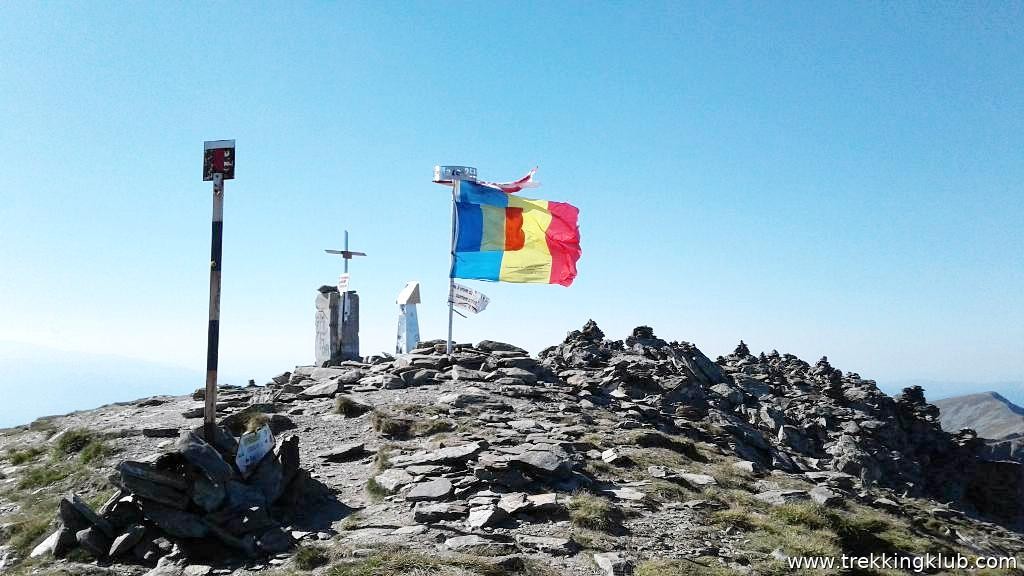 Mundra-csúcs - Páring-hegység