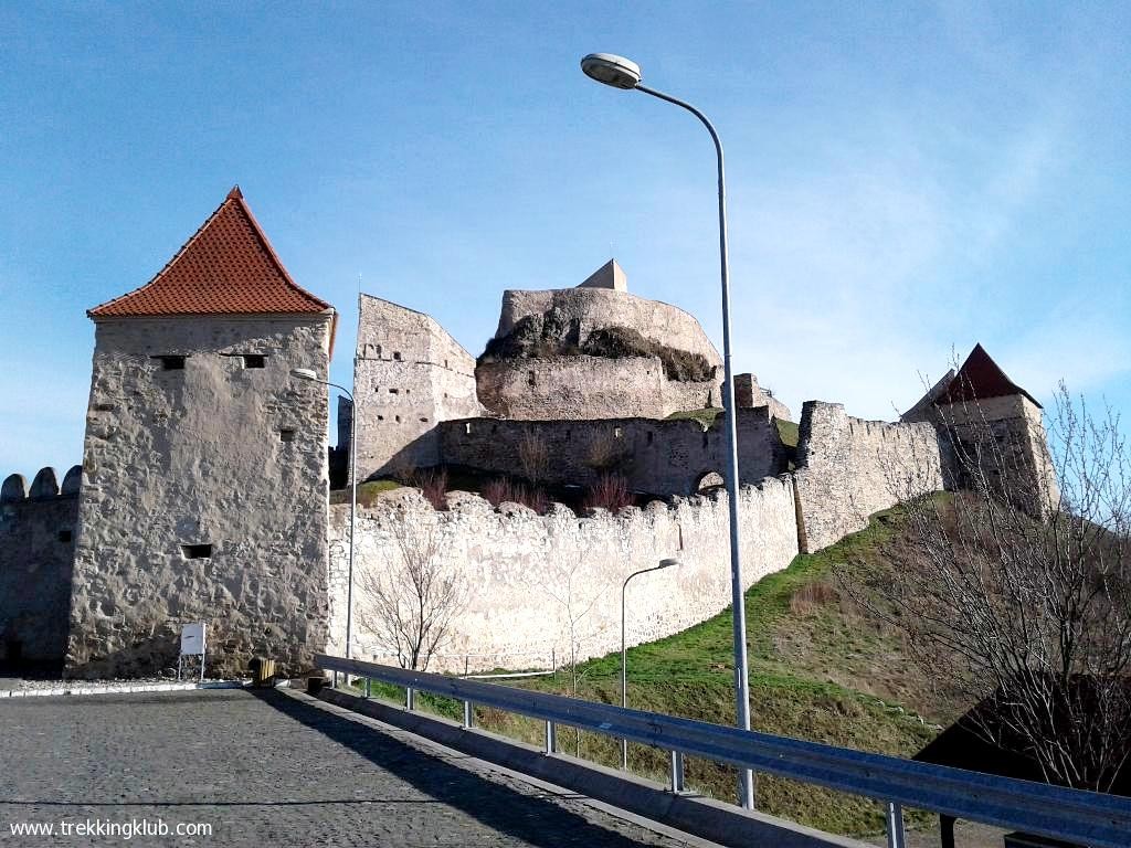 Nyugati fal Kőhalom vára
