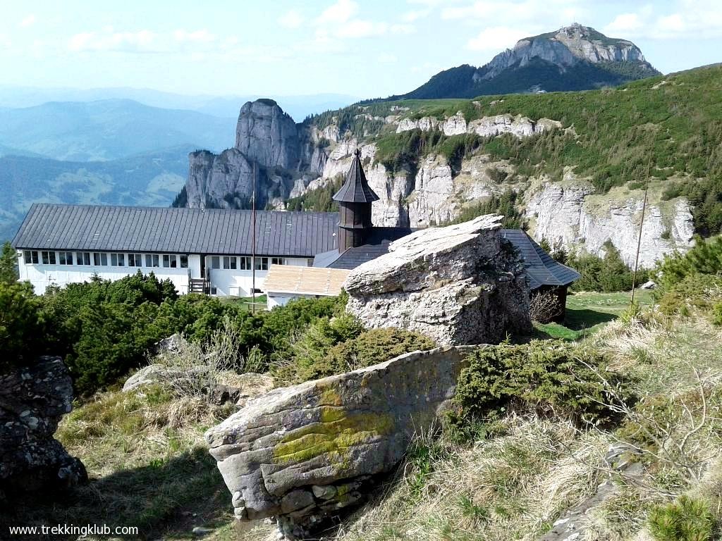 Urunk színeváltozása-kolostor Csalhó-kolostor