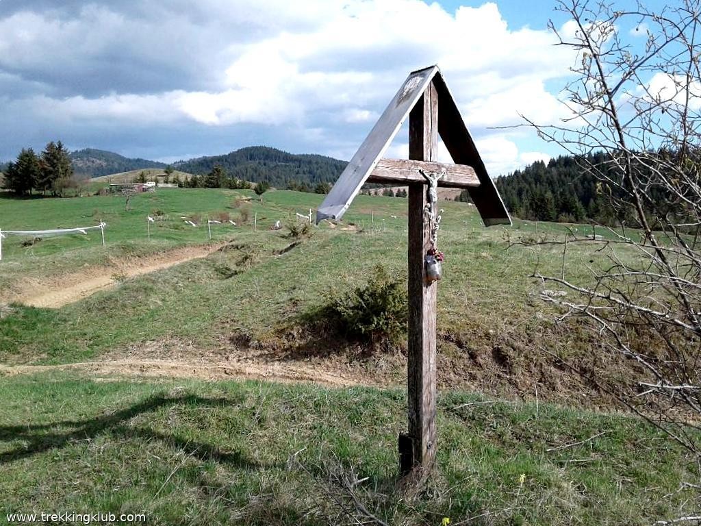 Szekérutak kereszteződése Vár útja - Csíkajnád