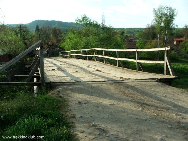 Fedetlen híd Fedetlen fedeles híd - Sóvárad