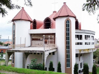 Befejezetlen baptista templom