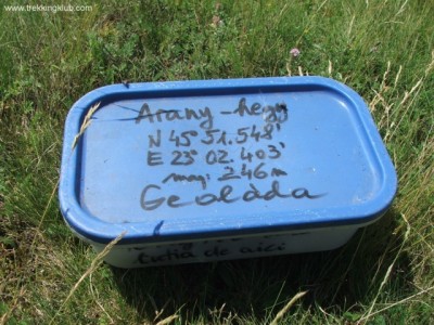Az Arany-hegy lábánál
