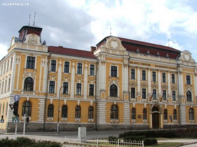 Törvényszéki palota