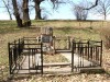 Kemény család várparkja - Marosvécs Kemény család sírhelye Kemény várpark Marosvécs