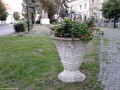 Háttérben a szobor Háttérben a szobor