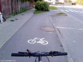 Kerékpárút a járdán