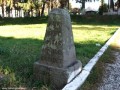 Obeliszk alakú sírkő Obeliszk alakú sírkő