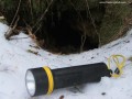 Opálbarlang - Kirulyfürdő Az egyik táró nyílása Opálbarlang Kirulyfürdő festékbánya táró