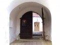 Tárt templomkapu Csíkszentmiklós katolikus templom