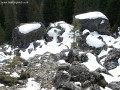 Leomlott sziklatömbök