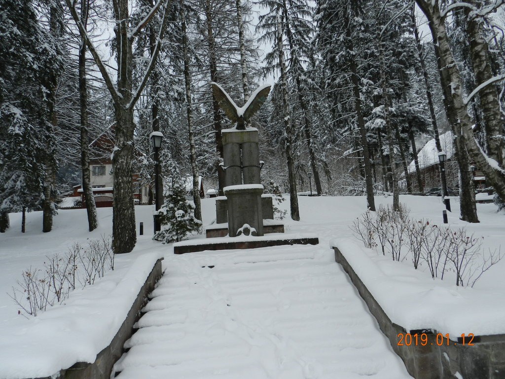 Országzászló emlékmű - Tusnádfürdő