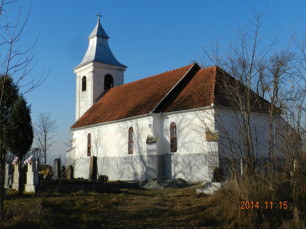 Katolikus templom - Petőfalva