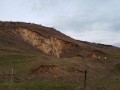Homokkő képződmény - Bátos Villanypásztorral bekerítve homokkő Bátos