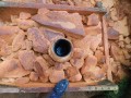 Lobogó-borvíz - Kirulyfürdő Épp csak szivárog a víz Kirulyfürdő Lobogó borvíz