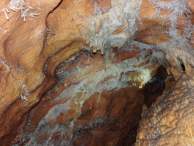 Farcu-bánya kristálybarlangja